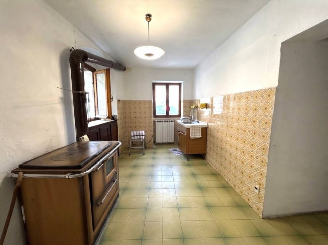 Casa singola in vendita a Rezzo