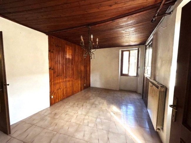 Casa singola in vendita a Rezzo