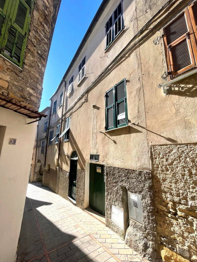 Porzione di Casa in vendita a Pontedassio