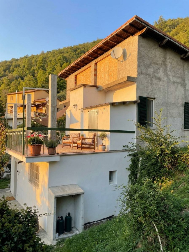 Casa singola in vendita a Pieve di Teco