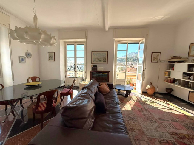 Appartamento in vendita a Albenga
