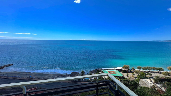 Appartamento in Vendita a Finale Ligure