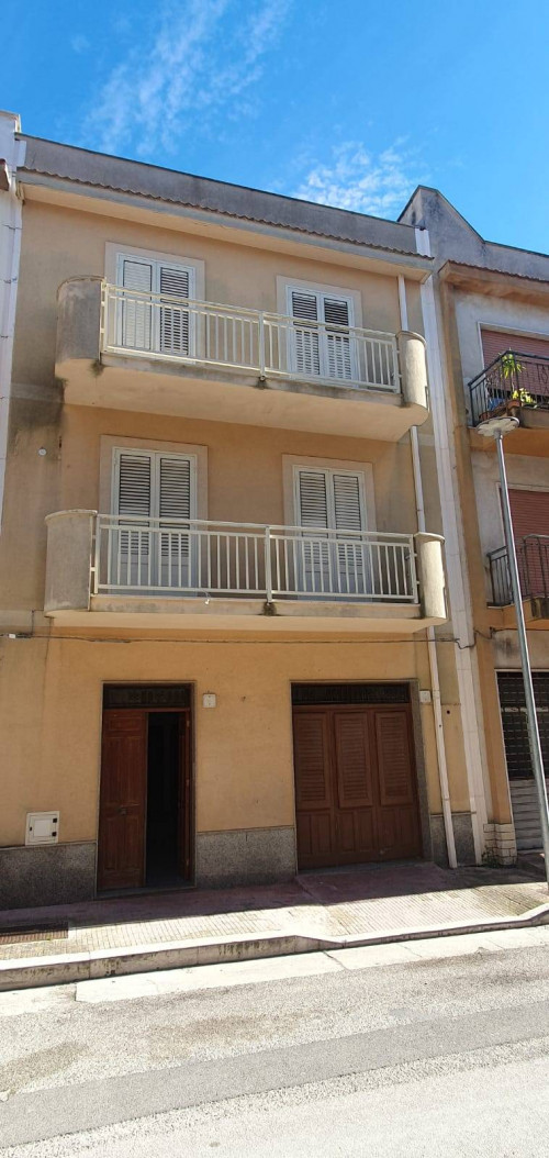 Palazzina in vendita a Santa Ninfa