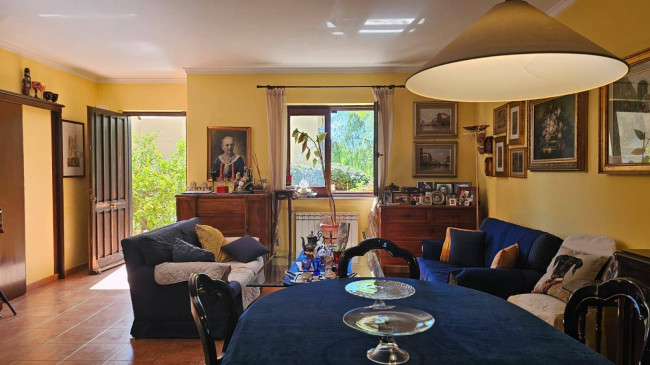 Villette a schiera in vendita a Palermo
