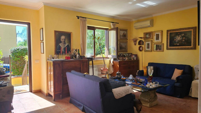 Villette a schiera in vendita a Palermo