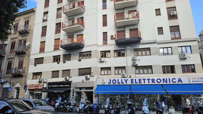 Studio/Ufficio in affitto a Palermo