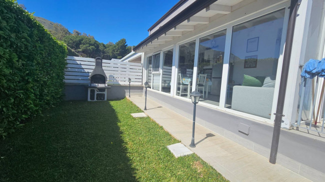 Villa in vendita a Altavilla Milicia