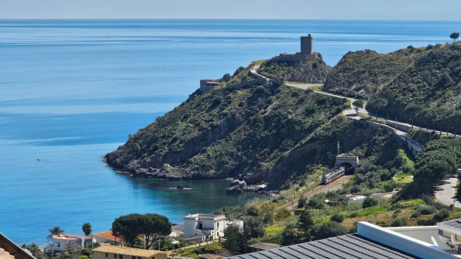 Villa in vendita a Altavilla Milicia