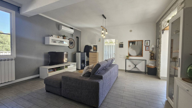 Villa in vendita a Altavilla Milicia