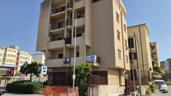 Appartamento in affitto a Palermo