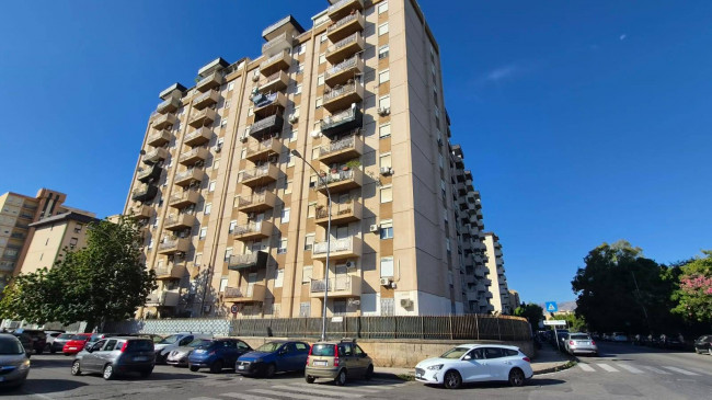 Appartamento in vendita a Palermo