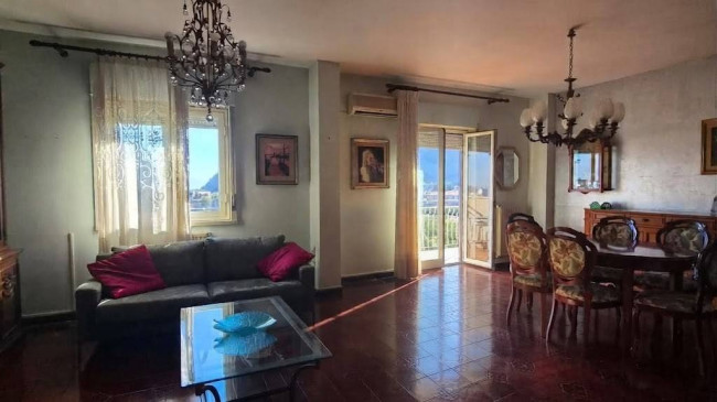 Appartamento in vendita a Palermo