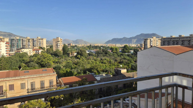 Appartamento in vendita a Palermo