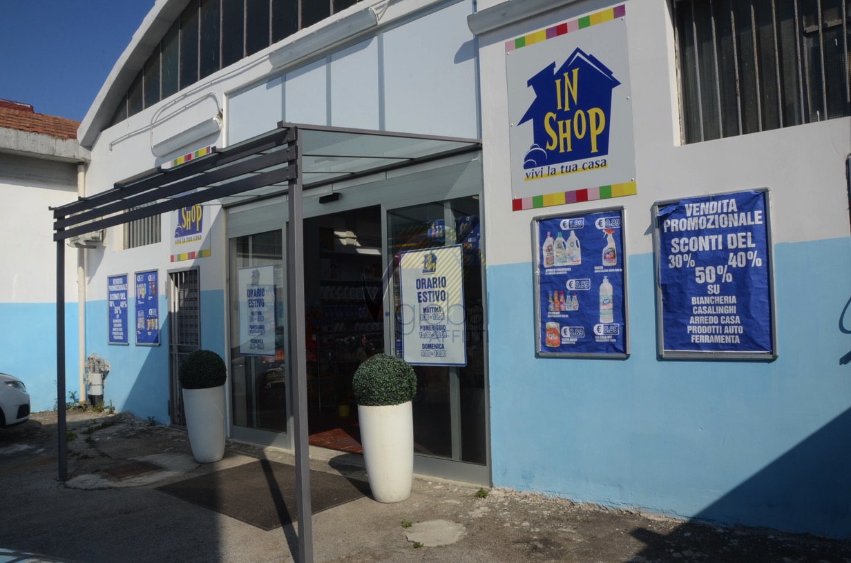 Capannone Commerciale LIVORNO vendita  Porta a Terra  Agenzia immobiliare a Livorno - V-Global