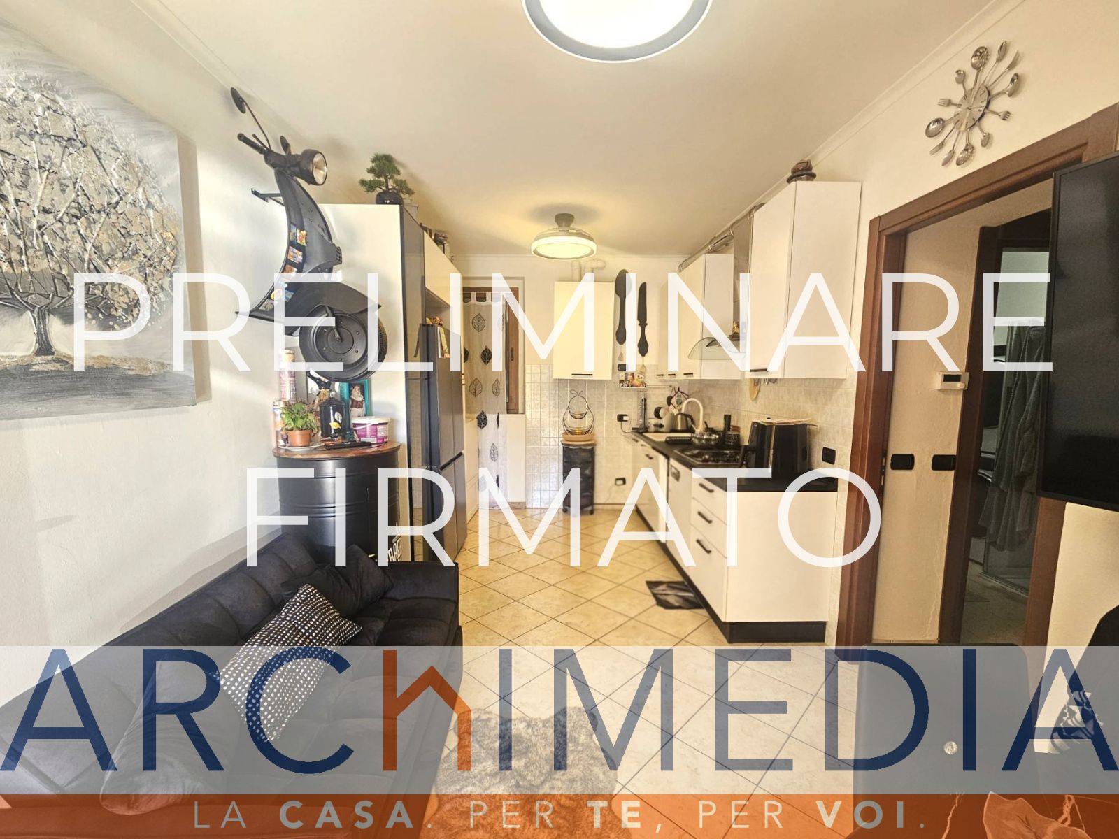 Trilocale in Vendita a Malnate, 92'000&euro;, 68 m²