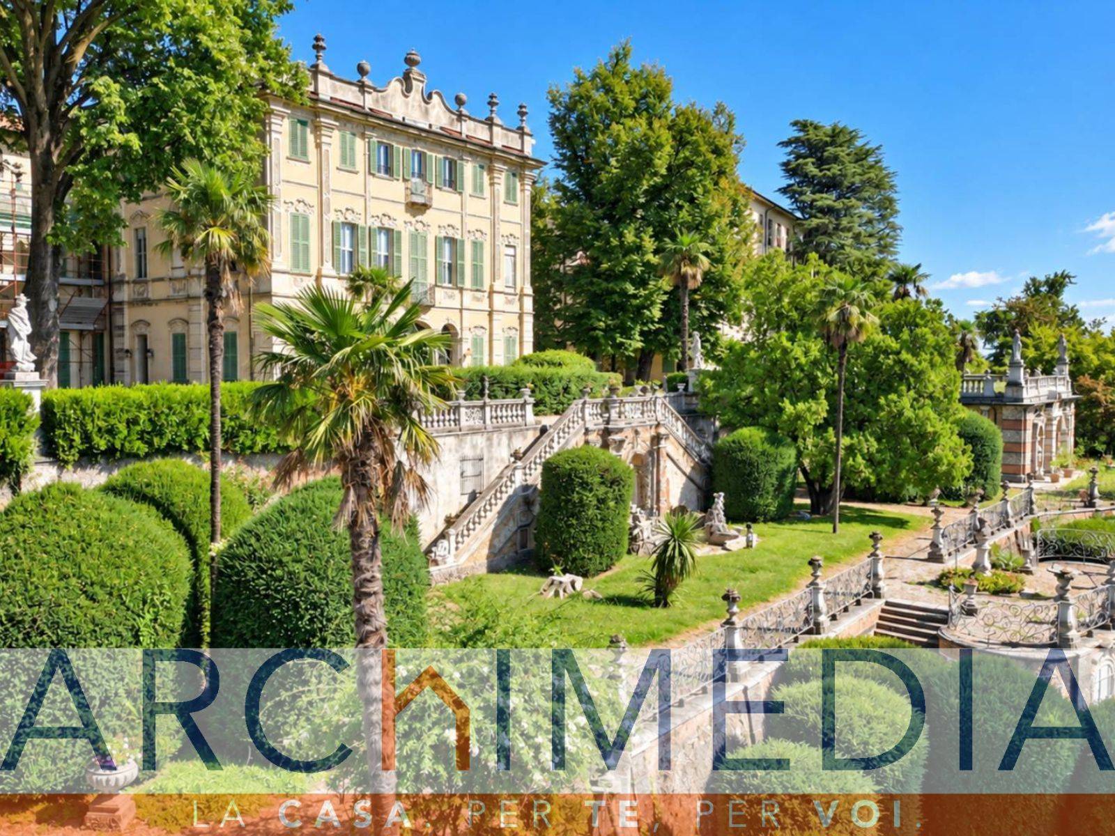 Appartamento in vendita a Comerio - foto 1