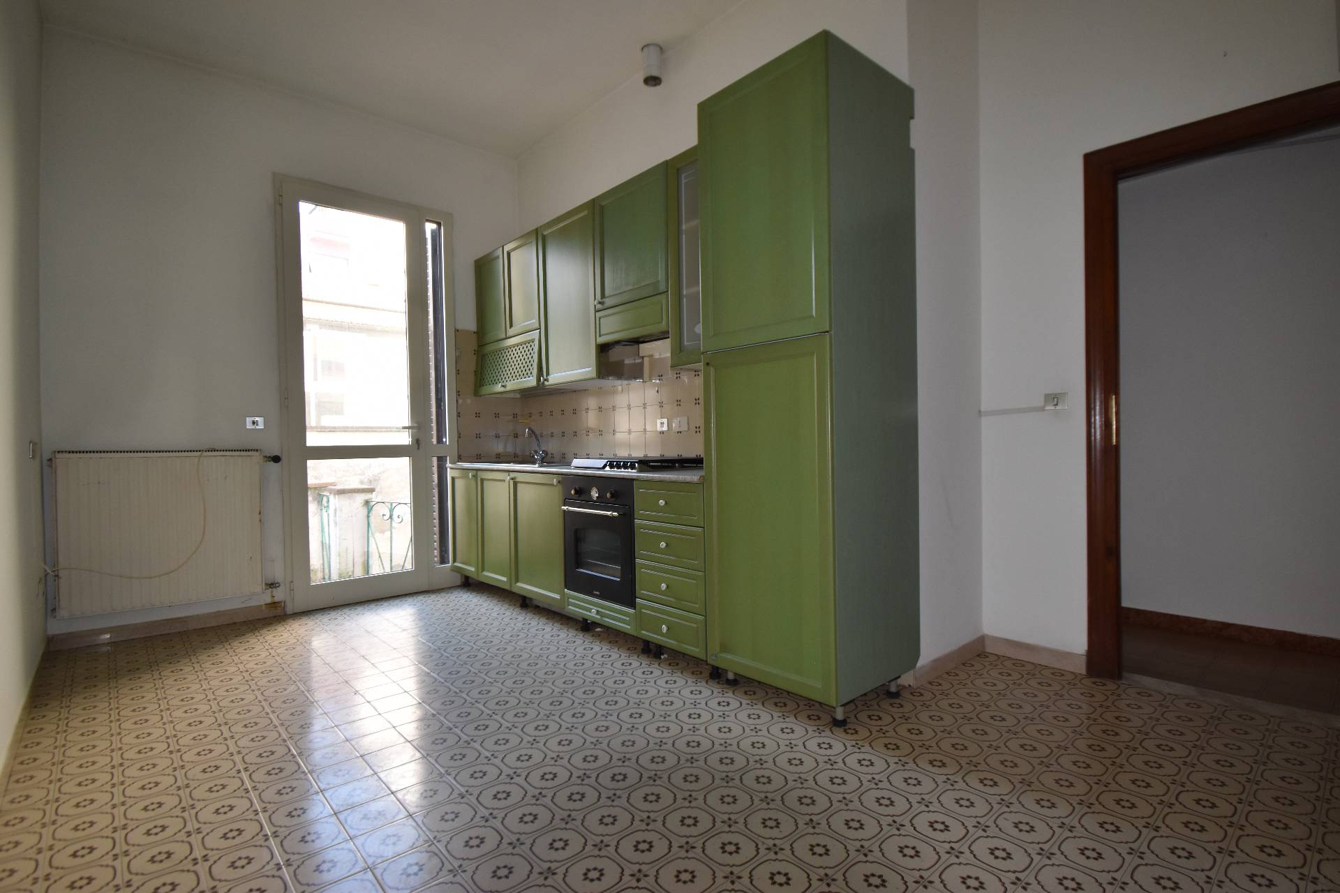  viareggio vendita quart: centro studio immobiliare sarah del carlo