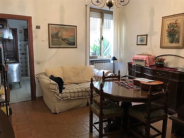  viareggio vendita quart: centro studio immobiliare sarah del carlo