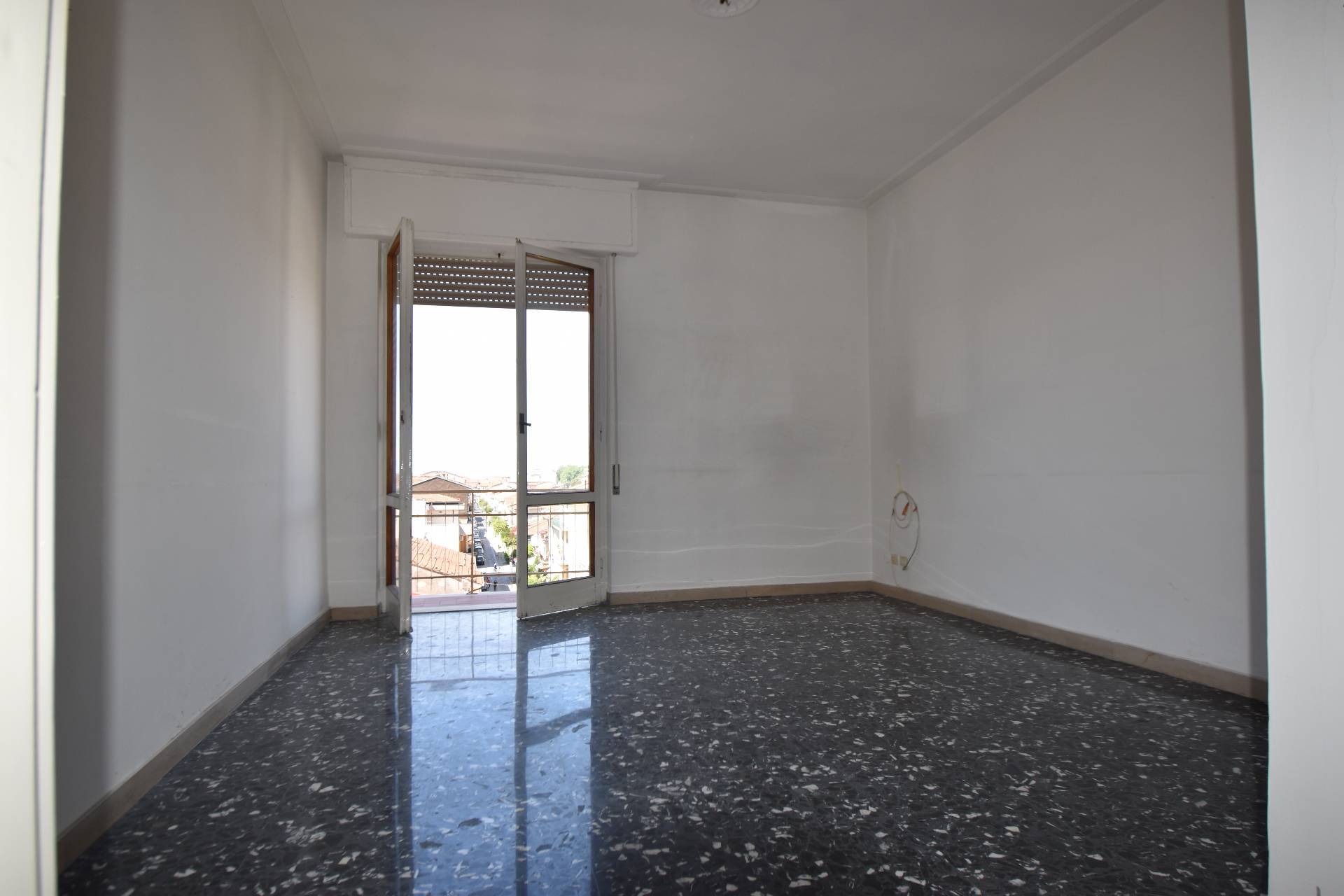  viareggio vendita quart: centro studio immobiliare sarah del carlo