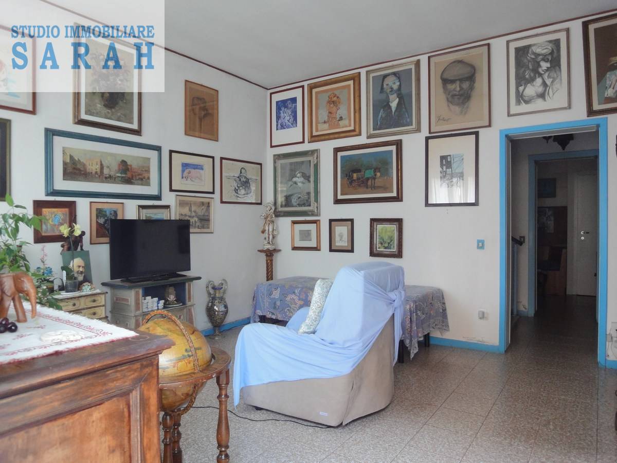 Villa Unifamiliare - Indipendente VIAREGGIO vendita  Marco Polo Don Bosco  Studio Immobiliare Sarah Del Carlo