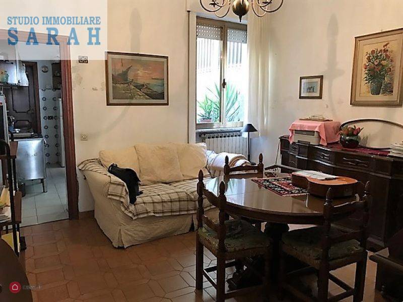  viareggio vendita quart: centro studio immobiliare sarah del carlo