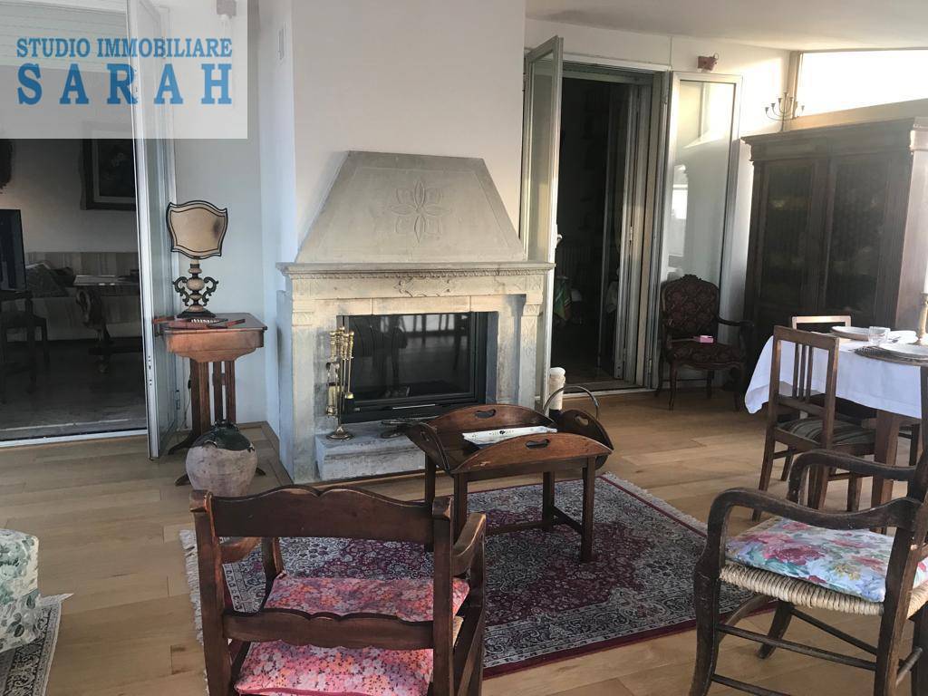 Appartamento in vendita a Viareggio