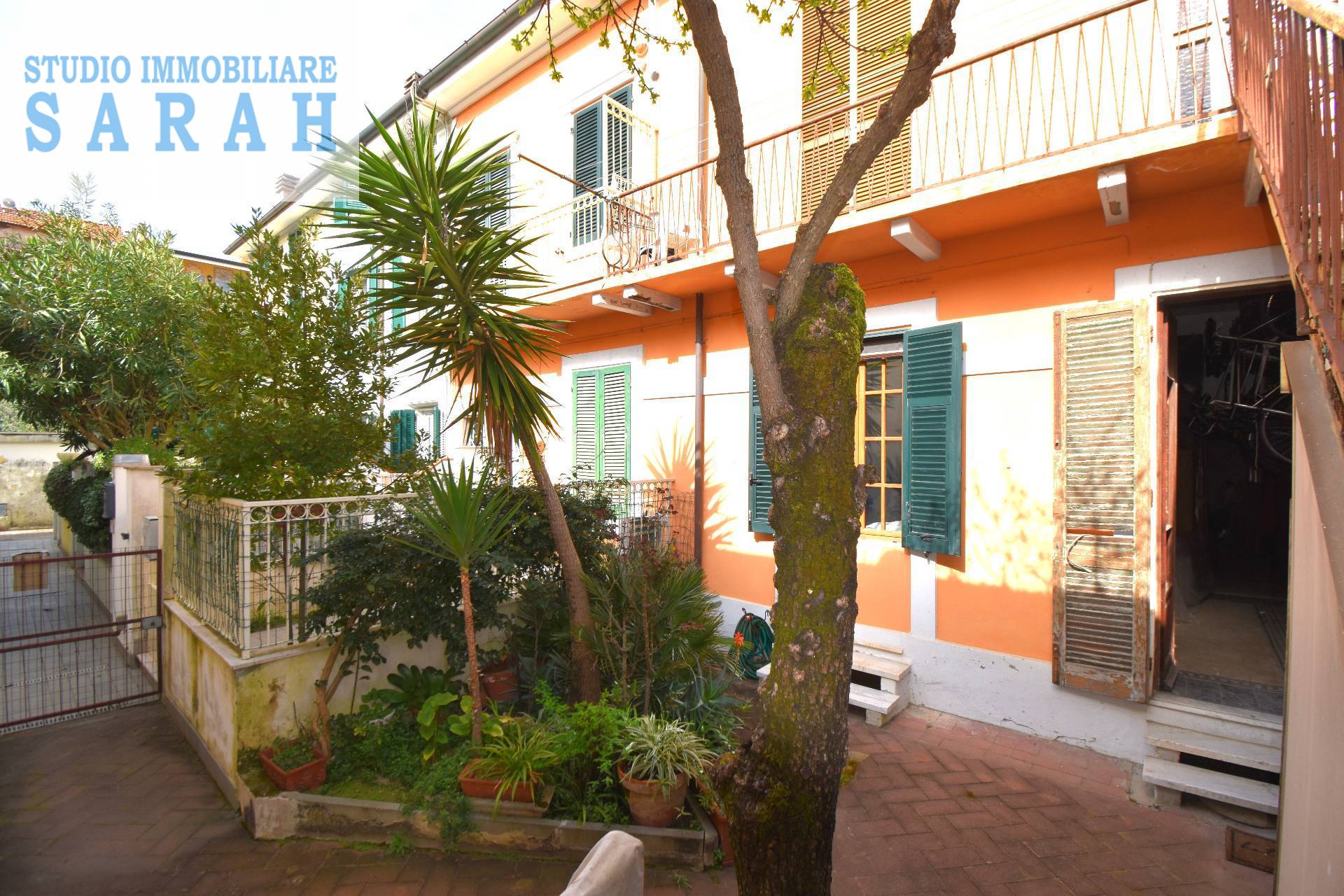 Appartamento in vendita a Viareggio