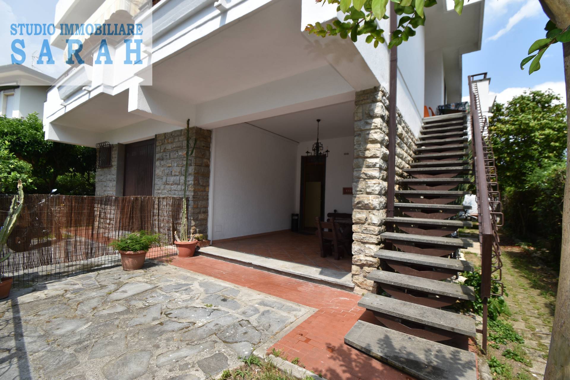 Villa in vendita a Viareggio