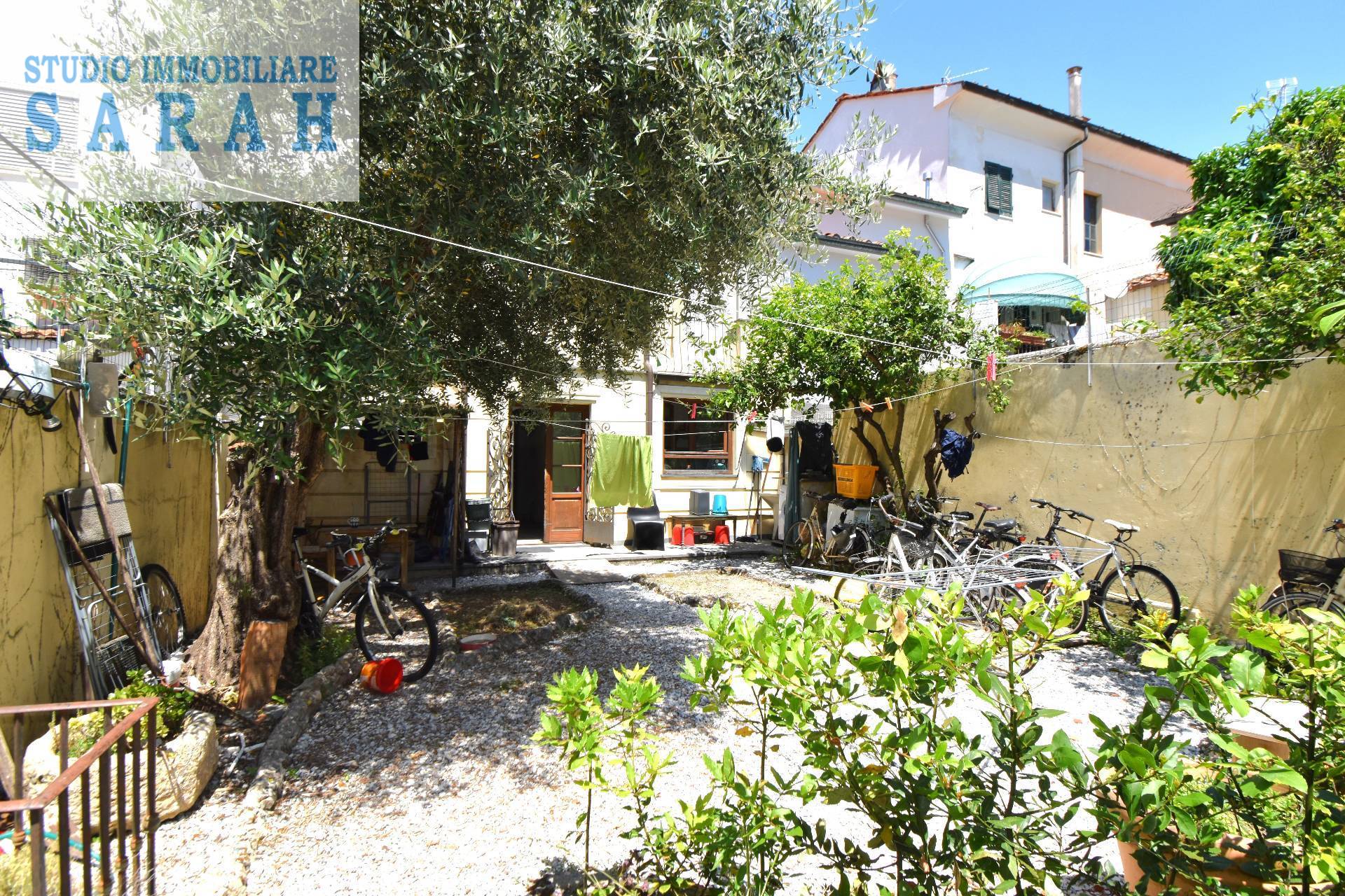 Casa indipendente in vendita a Viareggio