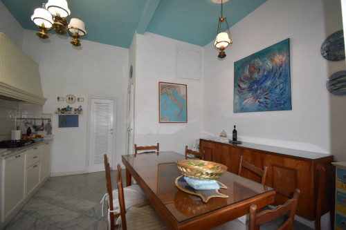 Appartamento in vendita a Viareggio