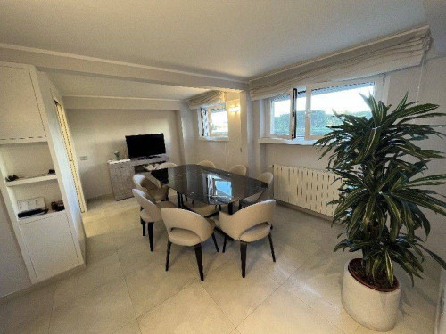 Appartamento in vendita a Viareggio