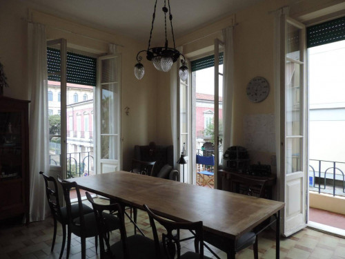 Appartamento in vendita a Viareggio