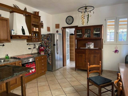 Casa indipendente in vendita a Viareggio
