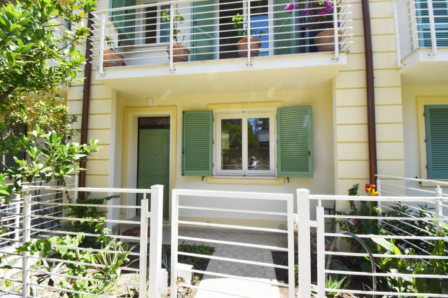 Villa in vendita a Camaiore