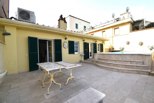 Attico in vendita a Viareggio