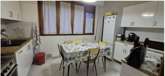 Appartamento in vendita a Viareggio