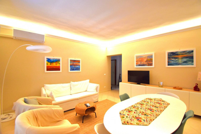 Appartamento in affitto a Viareggio