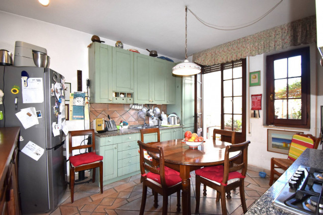 Appartamento in vendita a Viareggio