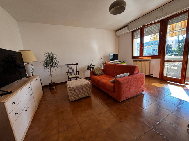 Appartamento in vendita a Viareggio