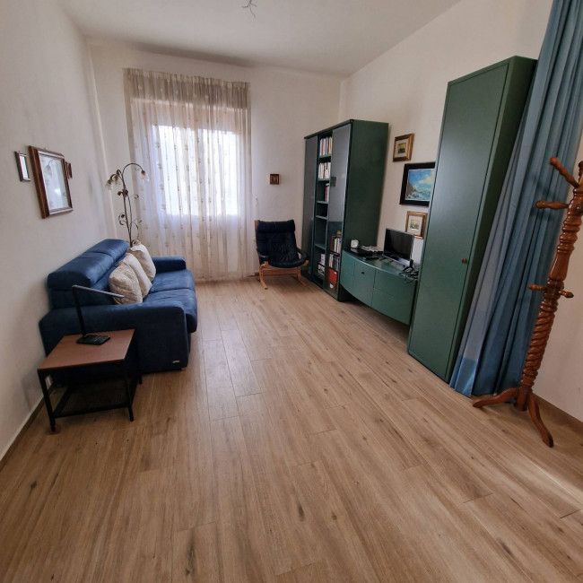 Appartamento in vendita a Viareggio