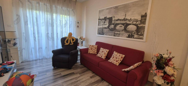 Appartamento in vendita a Viareggio
