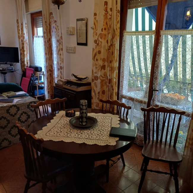 Appartamento in vendita a Viareggio