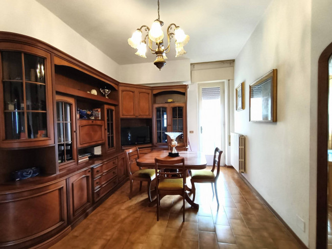 Appartamento in vendita a Viareggio