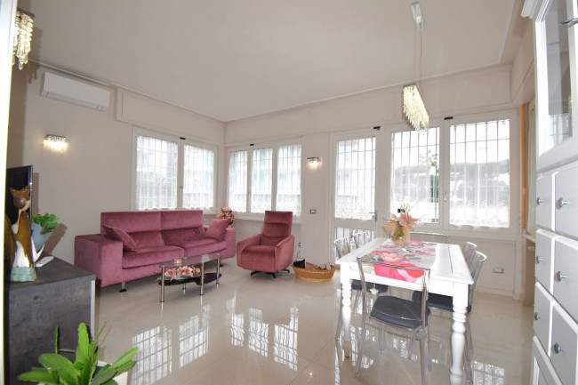 Casa indipendente in vendita a Viareggio
