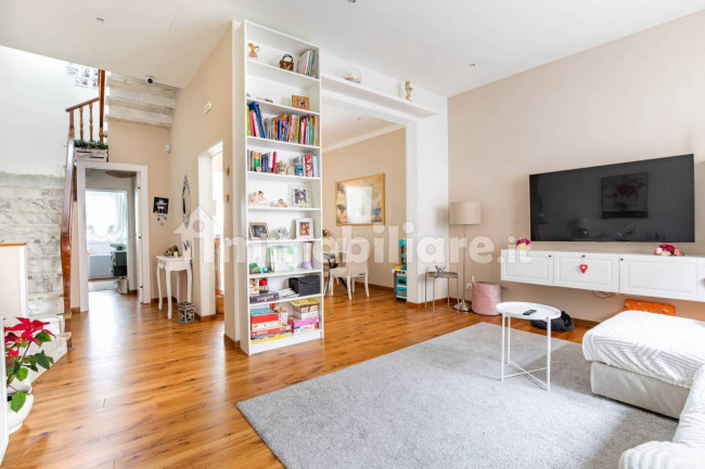 Casa indipendente in vendita a Viareggio