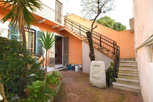 Appartamento in vendita a Viareggio