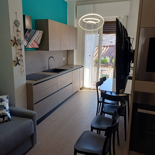 Appartamento in affitto a Viareggio