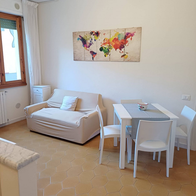 Appartamento in affitto a Viareggio