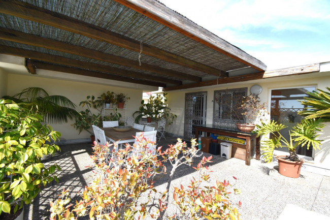 Appartamento in vendita a Viareggio