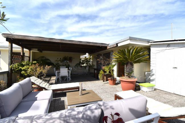Appartamento in vendita a Viareggio